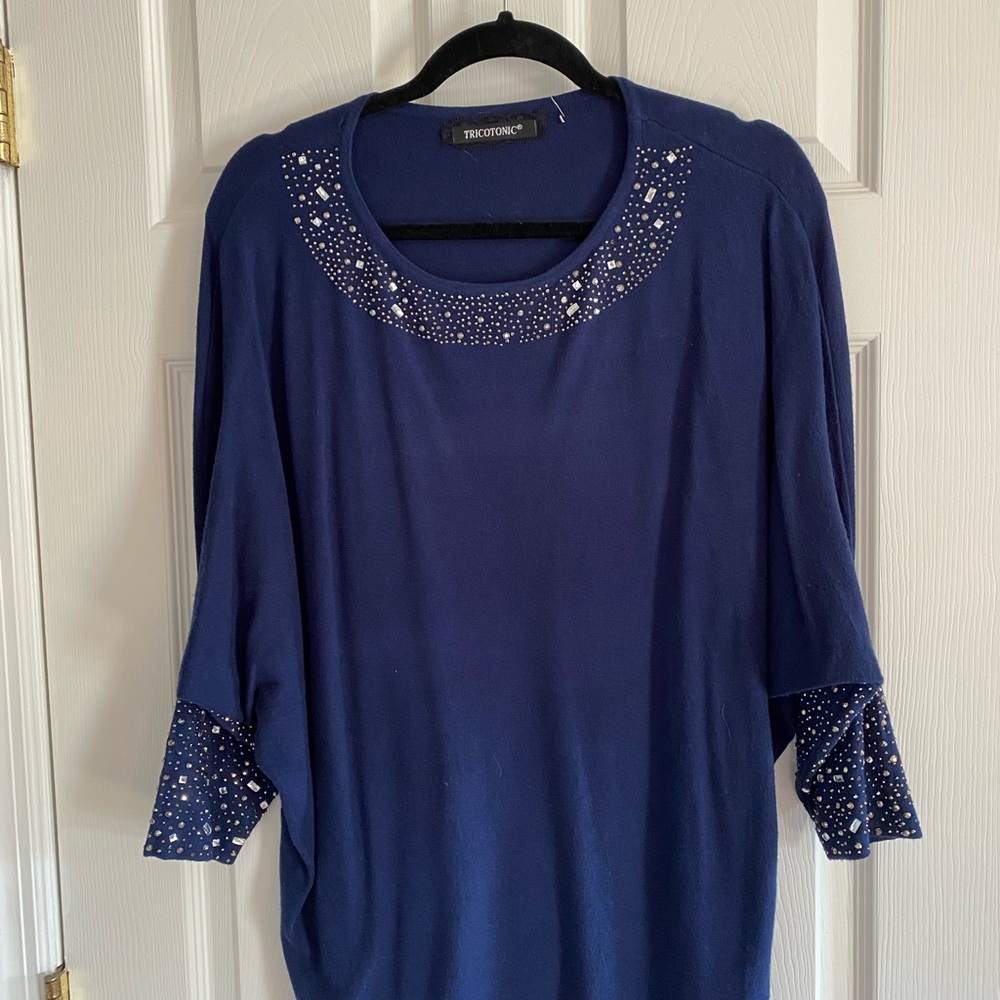 Sweater navy blue with beaded rhinestones